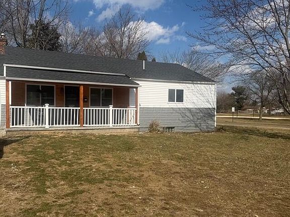 2nd image of 2366 E Howard Rd