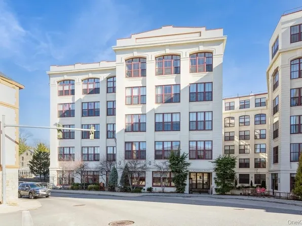 1 Scarsdale Road #209, Tuckahoe, NY 10707