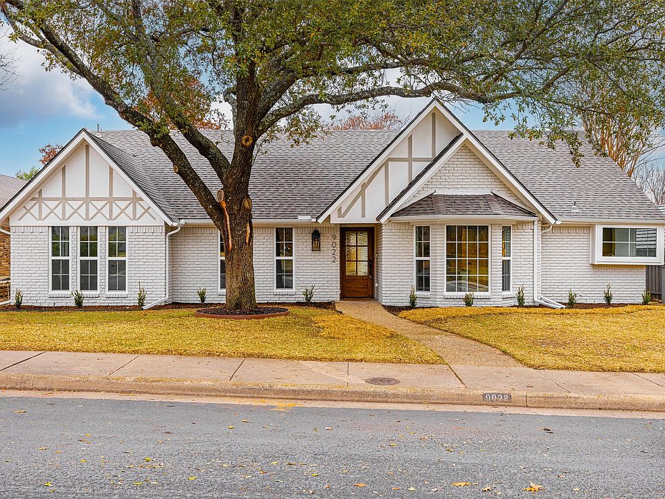 1st image of 9022 Woodhurst Dr