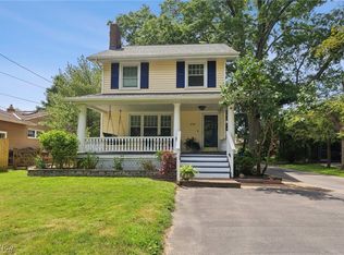 474 Bassett Rd, Bay Village, OH 44140