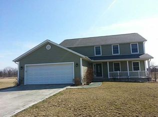 21724 Oak Forest Dr, Defiance, OH 43512