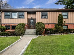 20 Jefferson Pl, White Plains, NY 10603