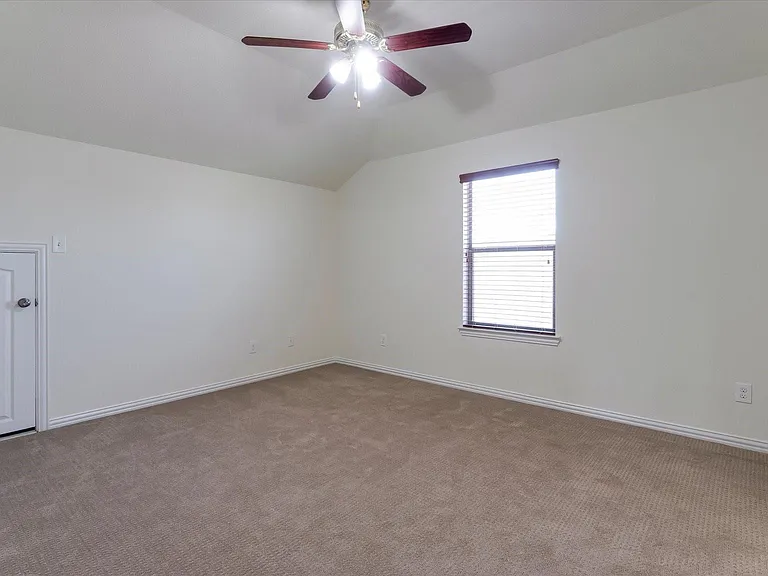 13202 Indigo Creek Ln — Photo 37