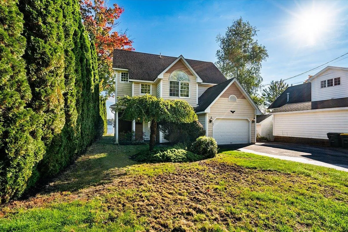 6 bed, 4.0 bath, 2438 sqft, $5,000 — Photo 3