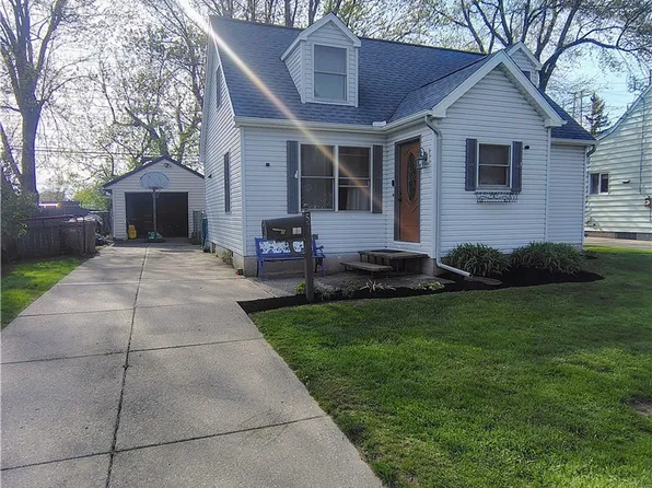 57 Elaine Ct, Cheektowaga, NY 14225