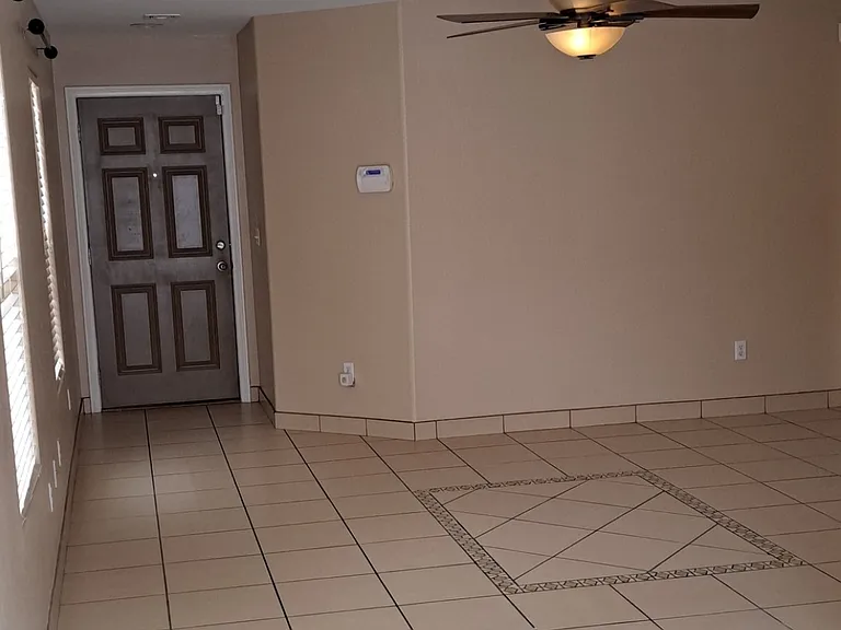 3011 Cantabria Ct — Photo 12