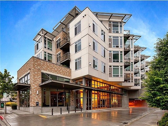 1st image of 211 Kirkland Ave Unit 1