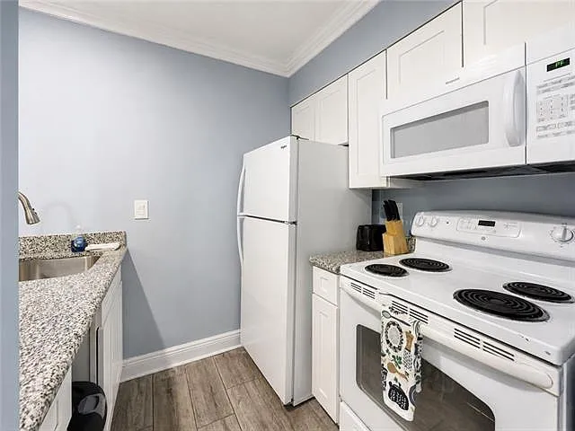 4833 Zenith St #2 — Photo 8
