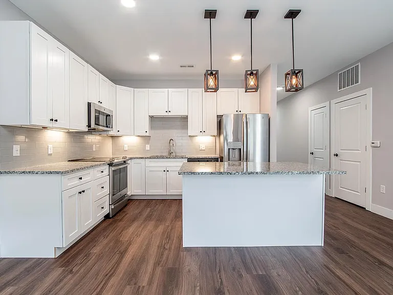 463 Columbus Ave #26 — Photo 11