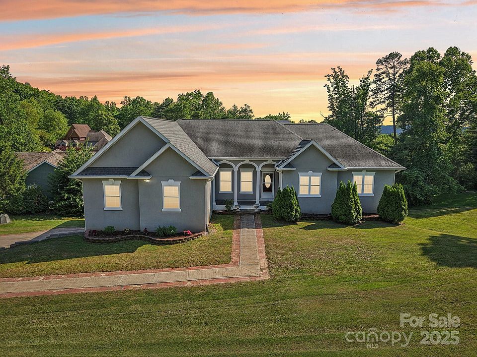 1st image of 150 Baton Ln
