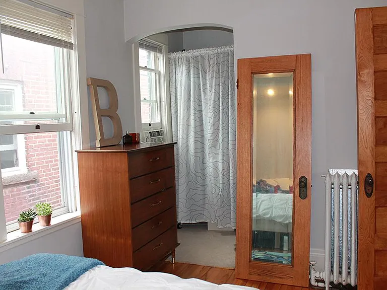 2312 Girard Ave S #3 — Photo 8