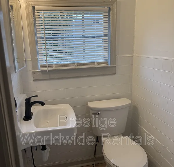 213 Walker Ave — Photo 3