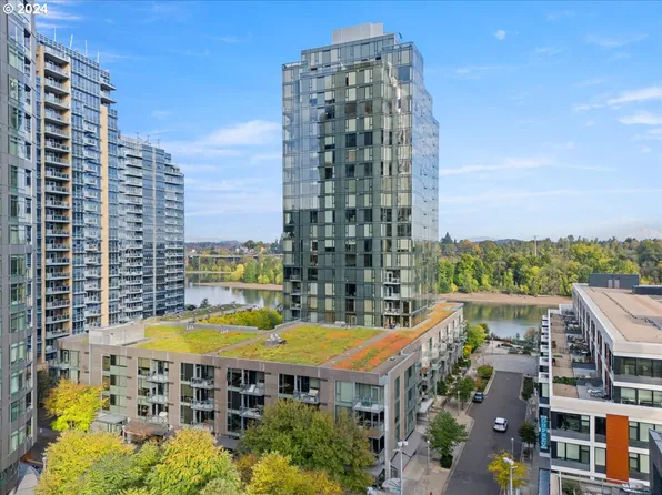 841 SW Gaines St Unit 1300, Portland, OR 97239