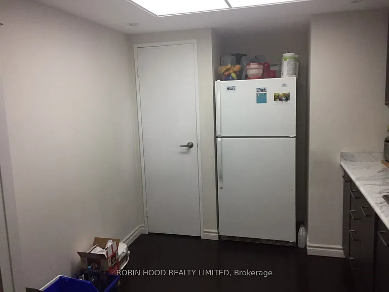 5765 Yonge St #804 — Photo 6