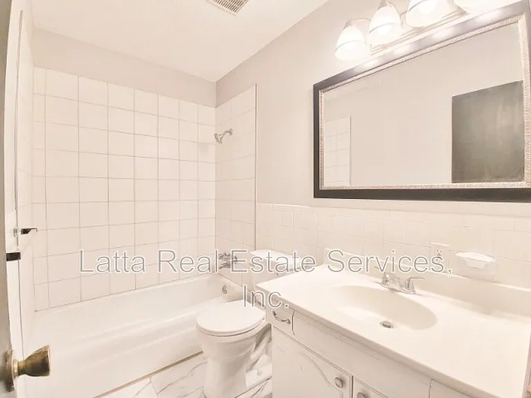719 NW 6th St #A — Photo 11