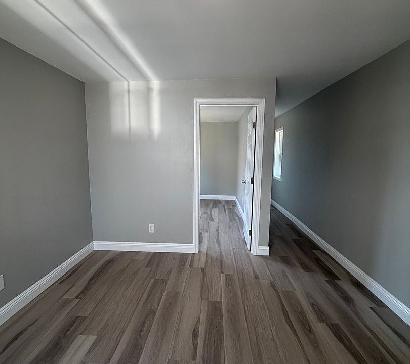 1st image of 152 S Bonnie Beach Pl