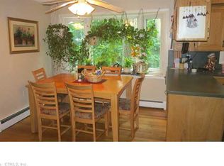 35 Tanglewood Dr, Norwich, CT 06360