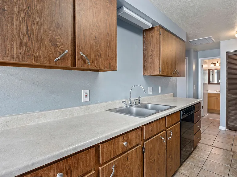 162 Ridgeway Dr — Photo 42