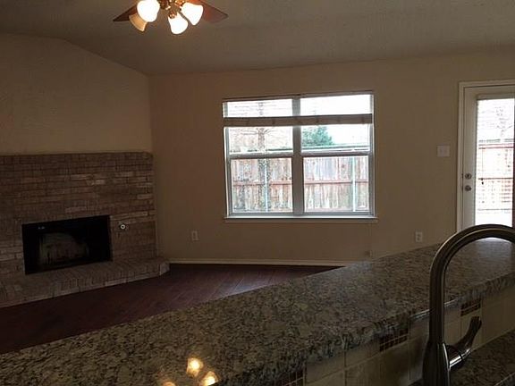 5th image of 9805 Nixon Dr