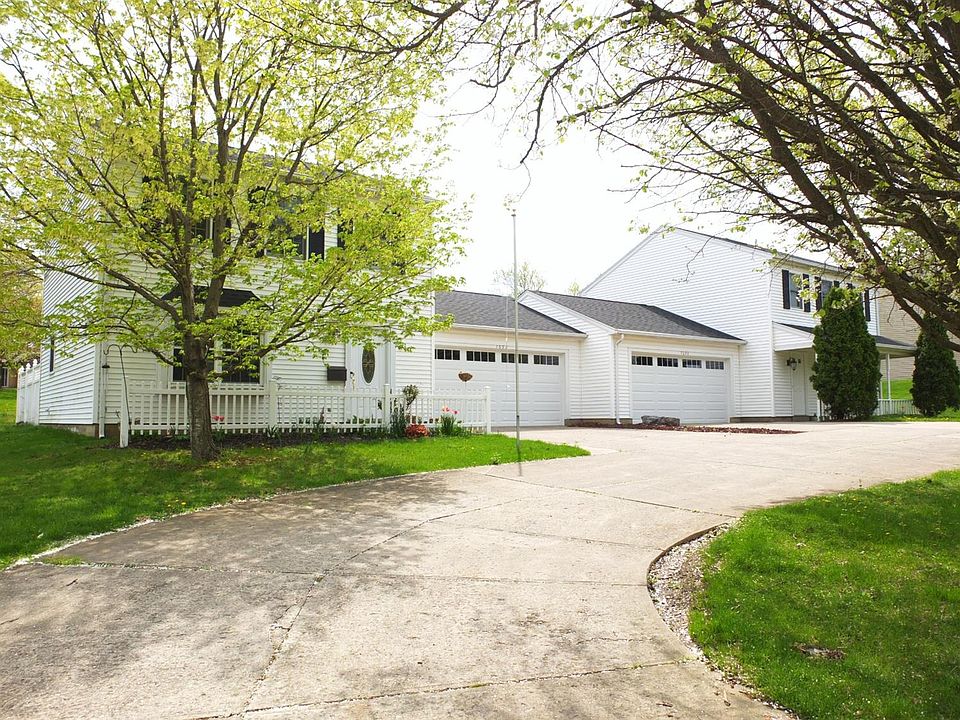 1st image of 7692 Brams Hill Dr
