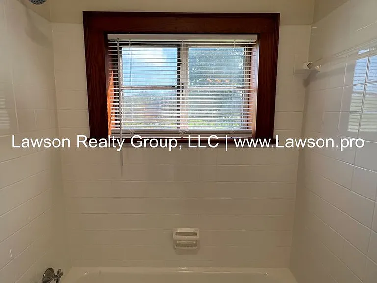 3119 King St NE — Photo 27