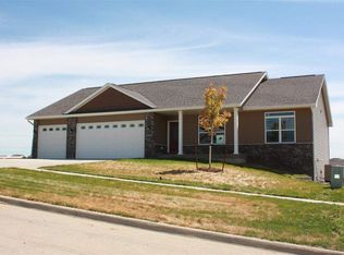 518 Deer View Ave, Tiffin, IA 52340