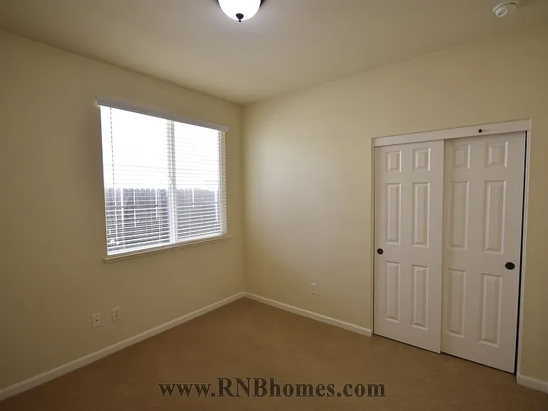 1470 Alberton Cir — Photo 11
