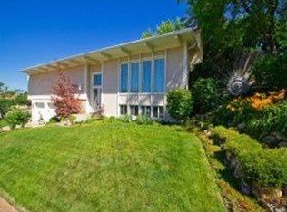 754 E Panorama Dr, South Ogden, UT 84403