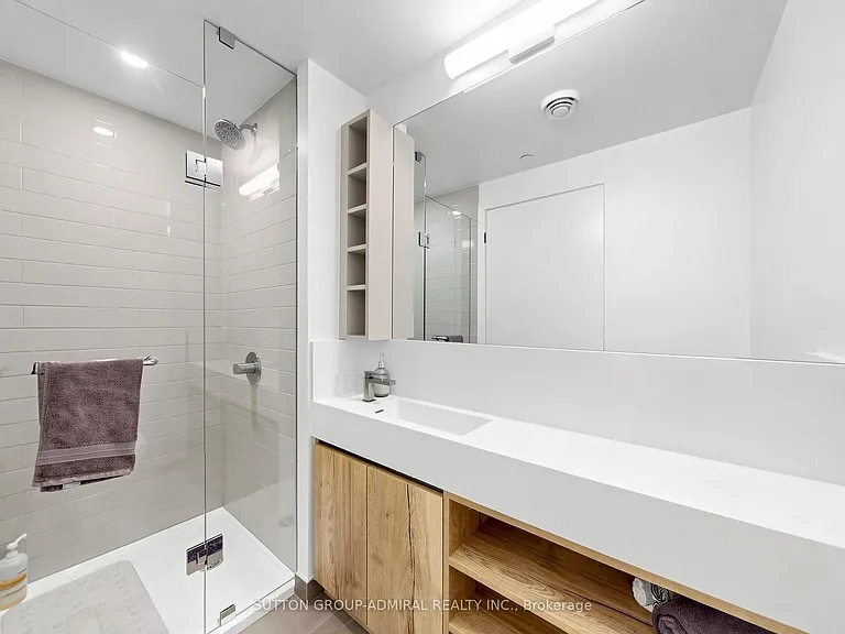 319 Jarvis St #4001 — Photo 12