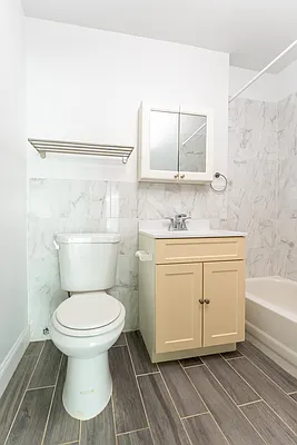 Rented by Julianna Realty Corp | media 7