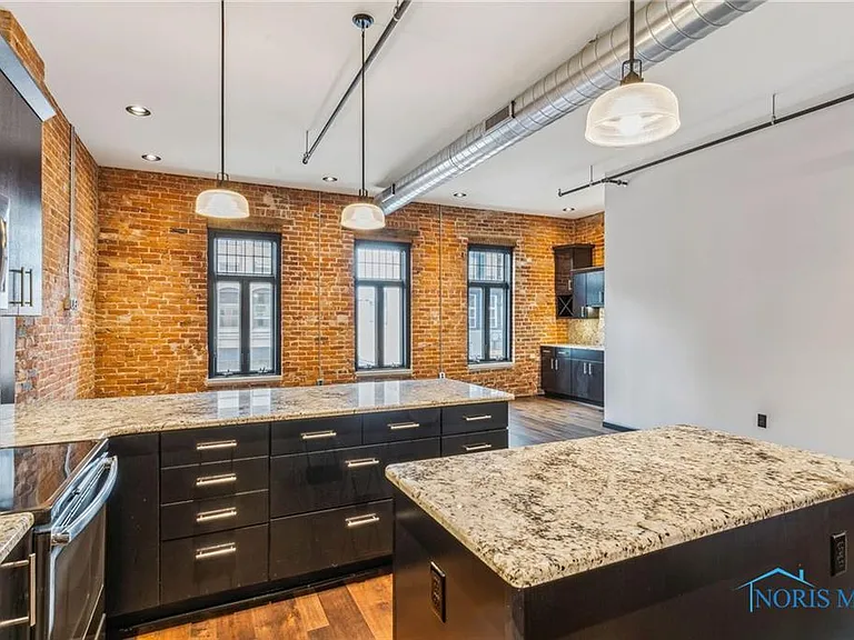 235 S Main St #1/2 — Photo 13