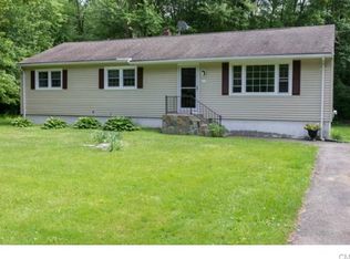 154 Oronoque Rd, Milford, CT 06461