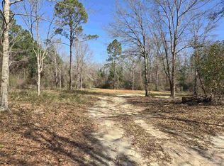 900 Well Line Rd, Cantonment, FL 32533