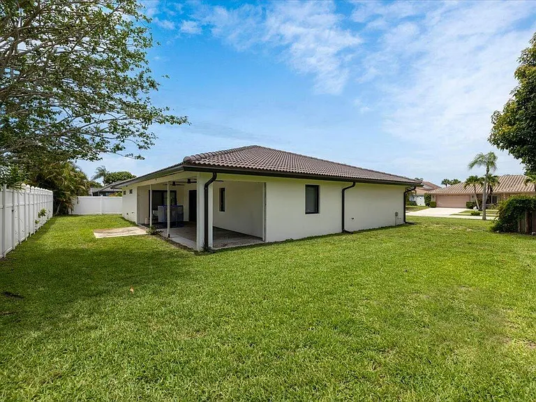 6897 Terra Tranquila Dr — Photo 38