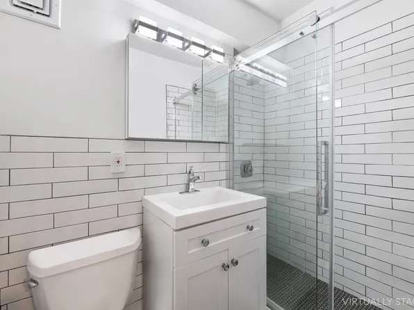 5900 Arlington Avenue image 8 of 16