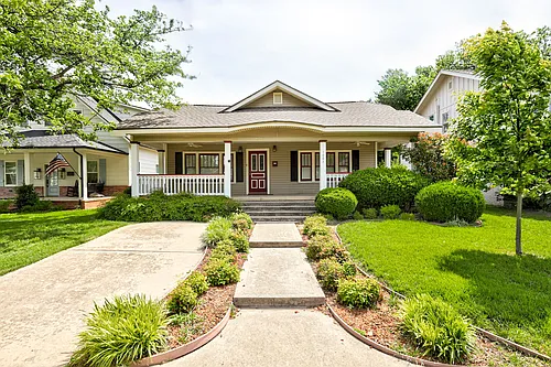 1005 Classen Blvd Photo 1