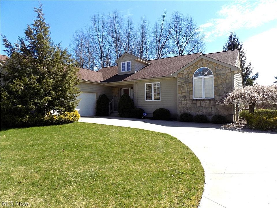 1st image of 112 Royal Oak Dr