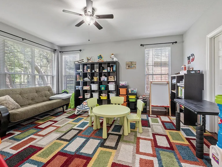 2147 Hilton Head Dr — Photo 14