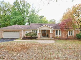2135 Park Forest Dr, Chesterfield, MO 63017