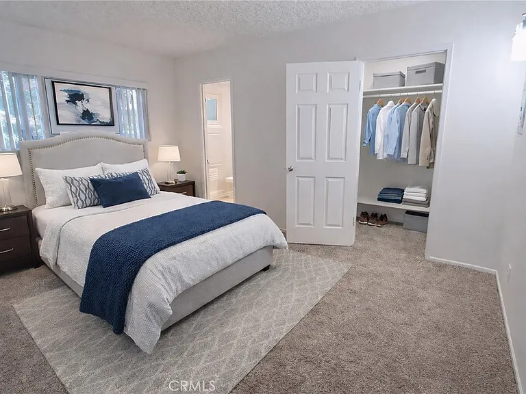 1803 W Sumac Ln #5 — Photo 3