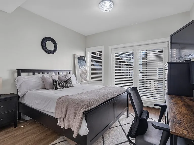 53 Woodward St #1 — Photo 9