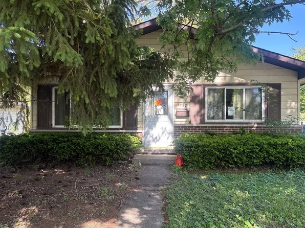 3437 Wallace Ave, Steger, IL 60475