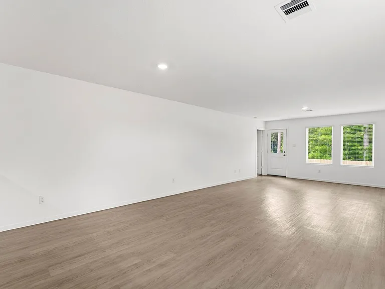 18784 Loom Dr — Photo 4
