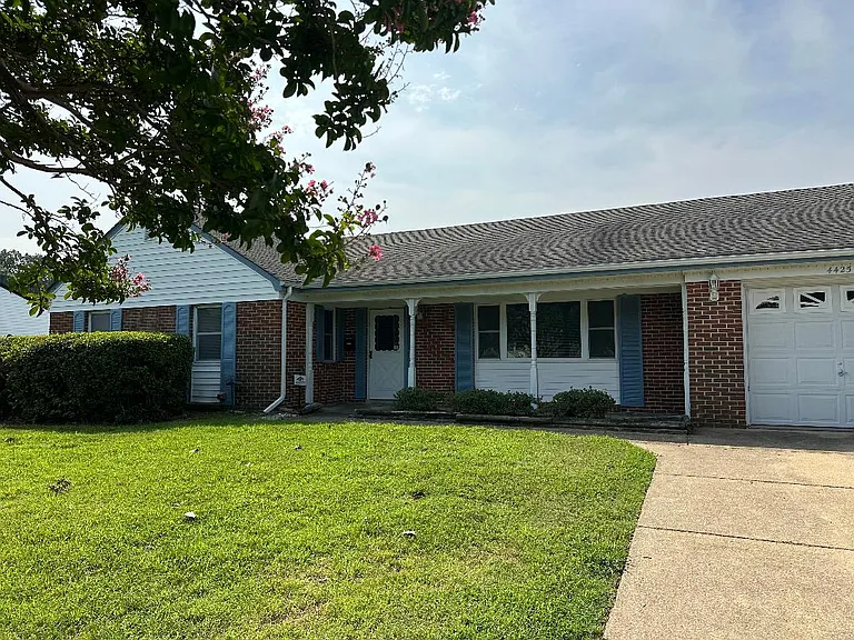 4425 Cambria St — Photo 1