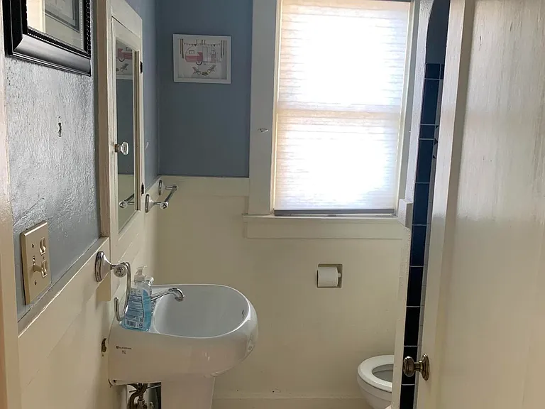 1031 E Grant Rd #1 — Photo 29
