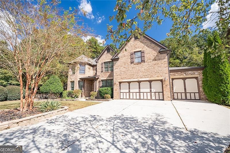 1st image of 2704 Olivine Dr