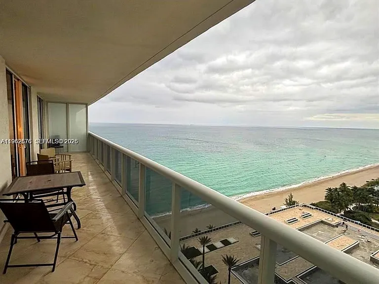 1830 S Ocean Dr #2004 — Photo 2