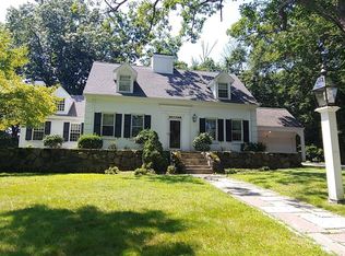 46 Old Colony Rd, Wellesley, MA 02481
