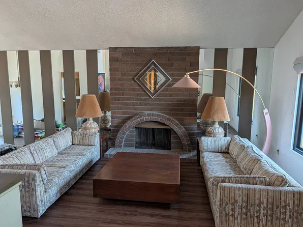 1132 W Bloomwood Rd, Rancho Palos Verdes, CA 90275
