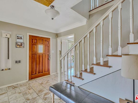 4th image of 3703 Homeland Dr